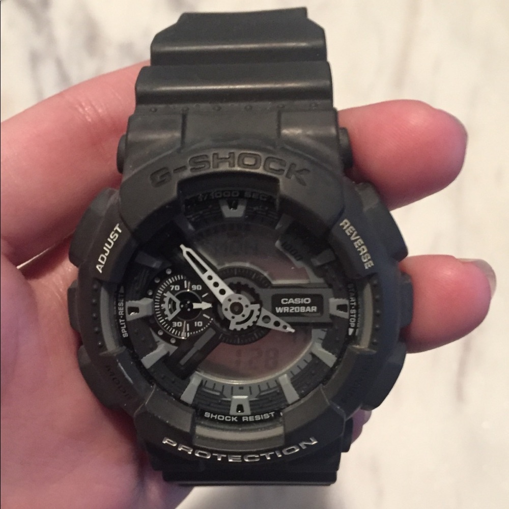 Grey G-Shock Never been worn